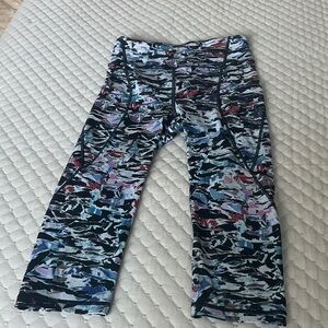 Lululemon Break Free Crop